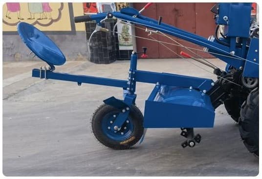 Rotary plough / tiller